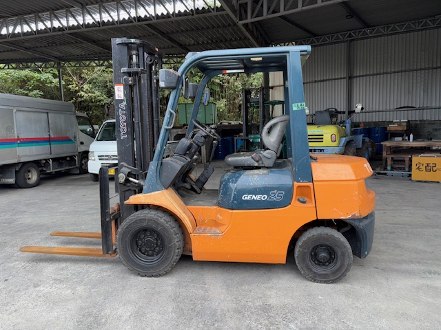 【R7.11月】中古車　ﾄﾖﾀ7FG25　都城市S様🎊ご成約ありがとうございました。