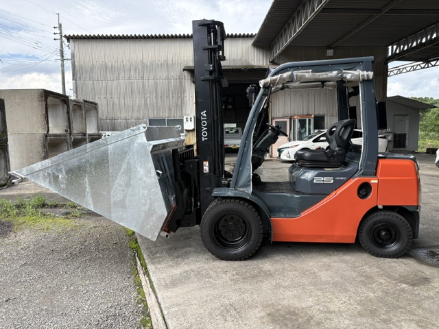【R8.6月】中古車　ﾄﾖﾀ02-8FD25　宮崎市K様🎊ご成約ありがとうございました。